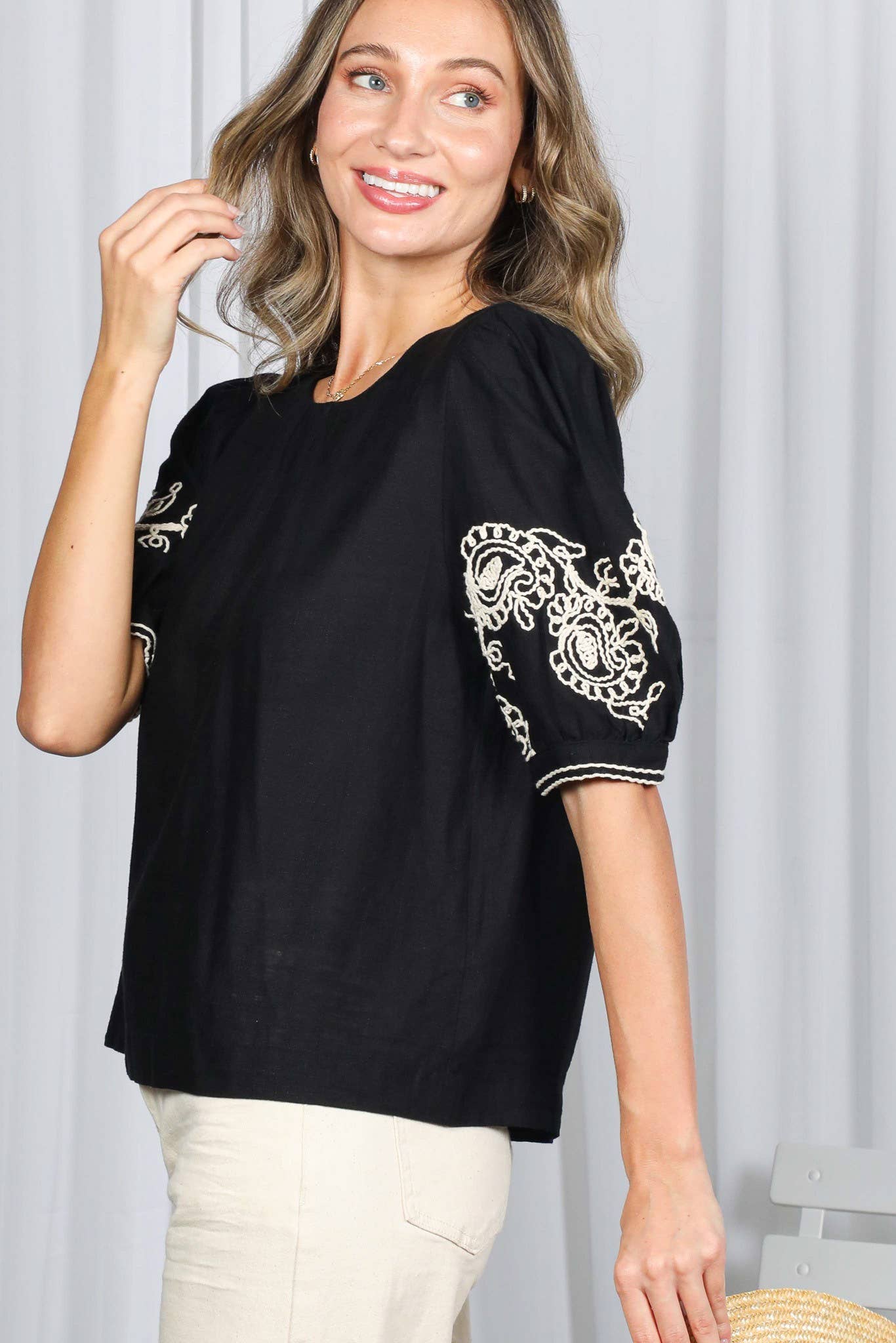 Paisley Embroidered 100%Cotton Puff Sleeve Blouse VT83087