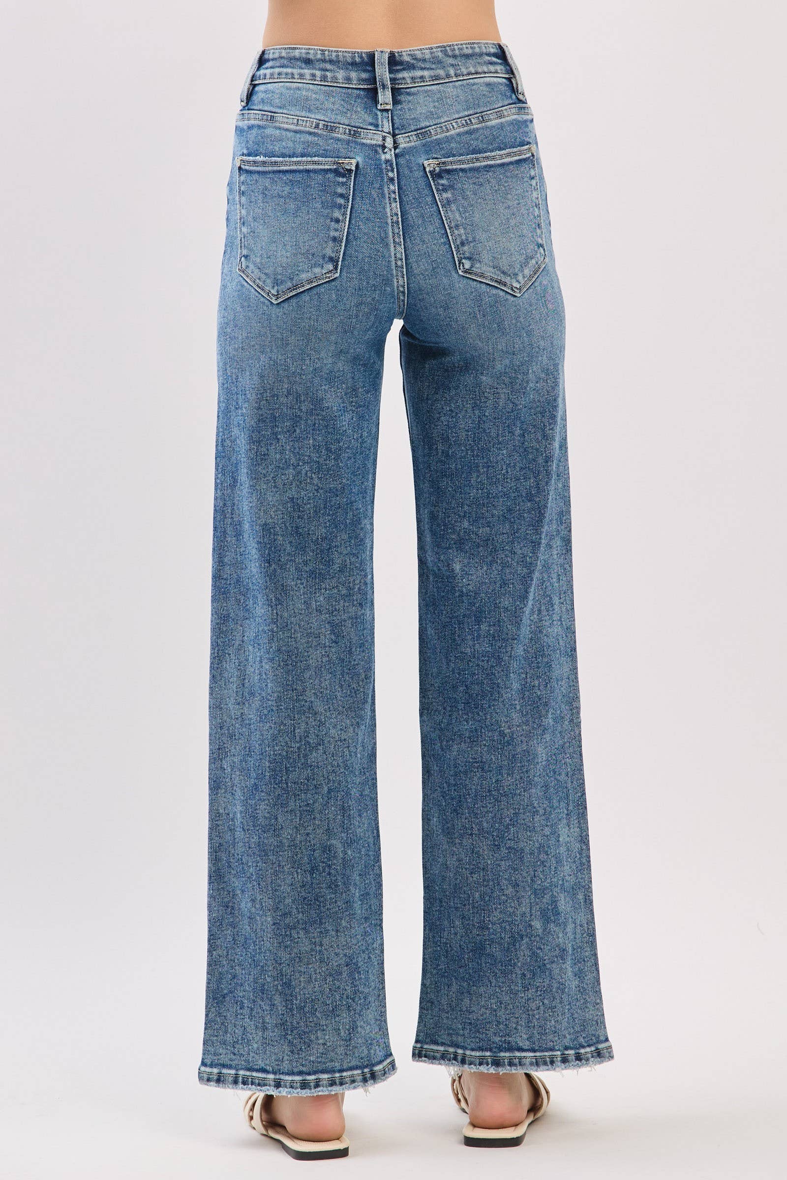 MA HIGH RISE SLIM WIDE LEG W/ DESTROYED HEM JEANS