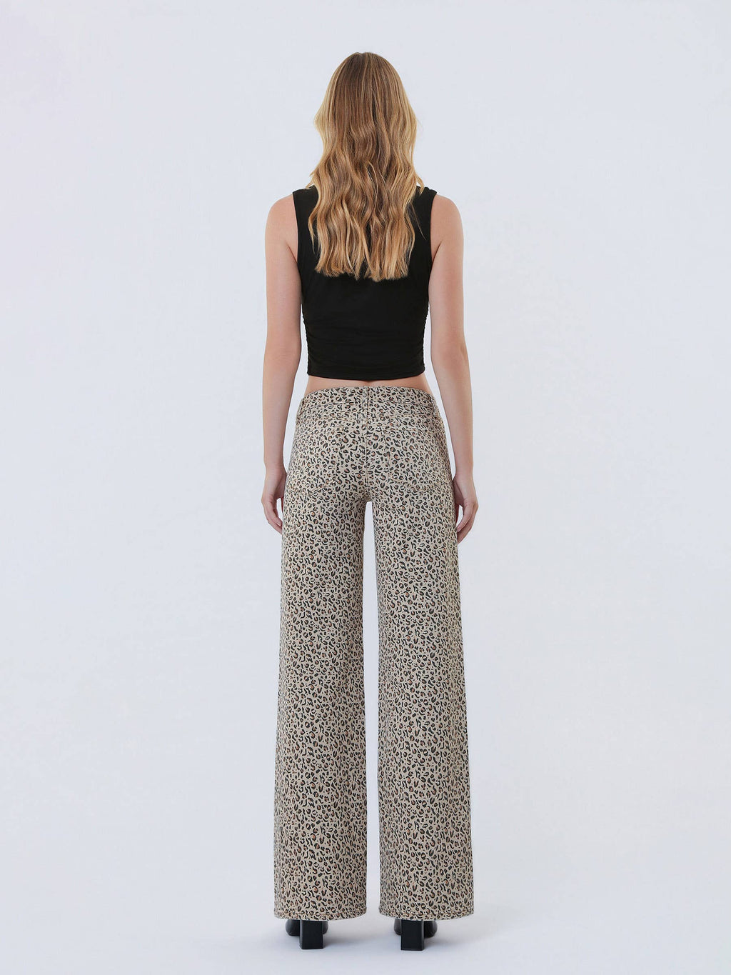MID RISE FULL LENGTH LEOPARD PRINT WIDE LEG JEANS