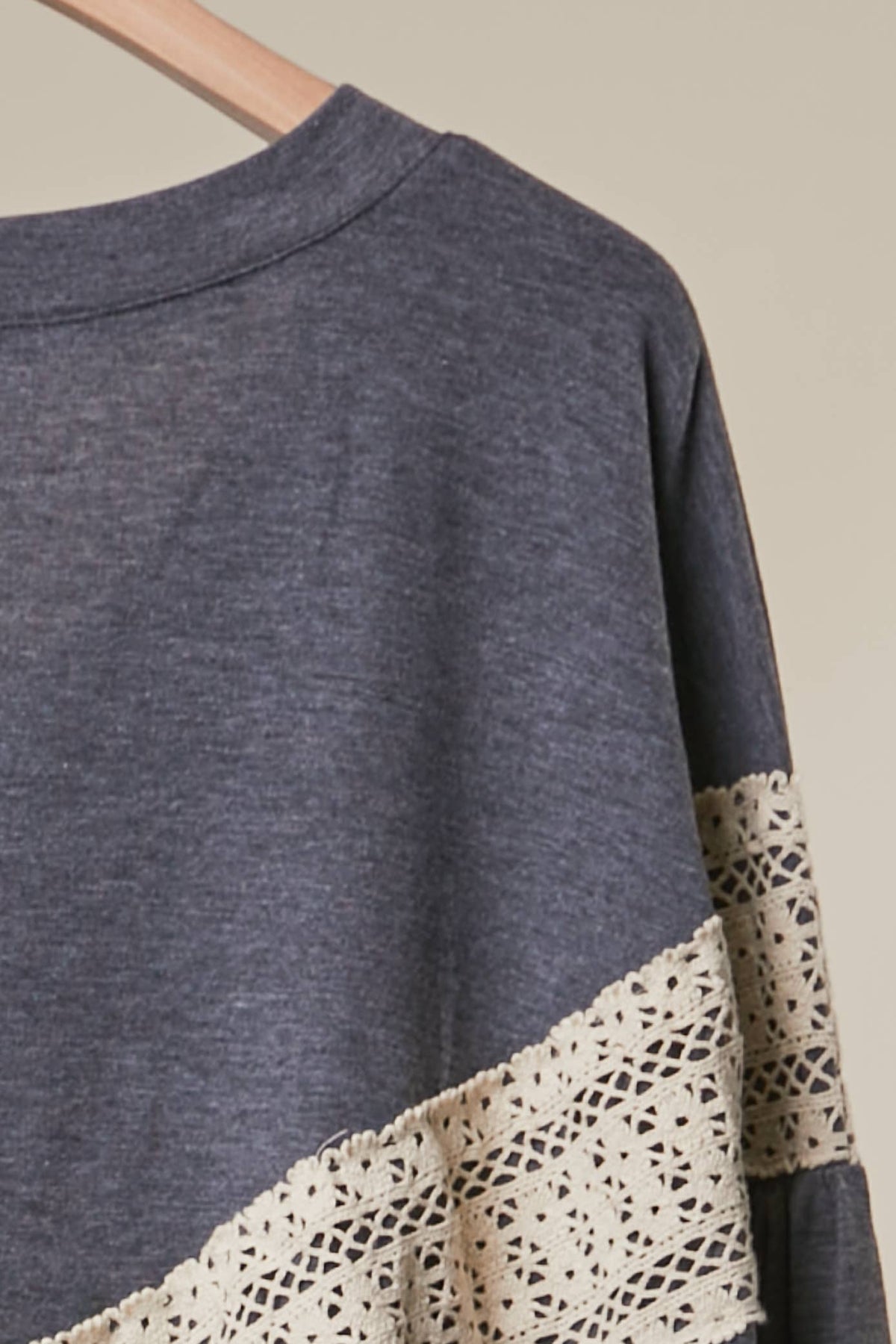 Lace Trim Button-Front cardigan