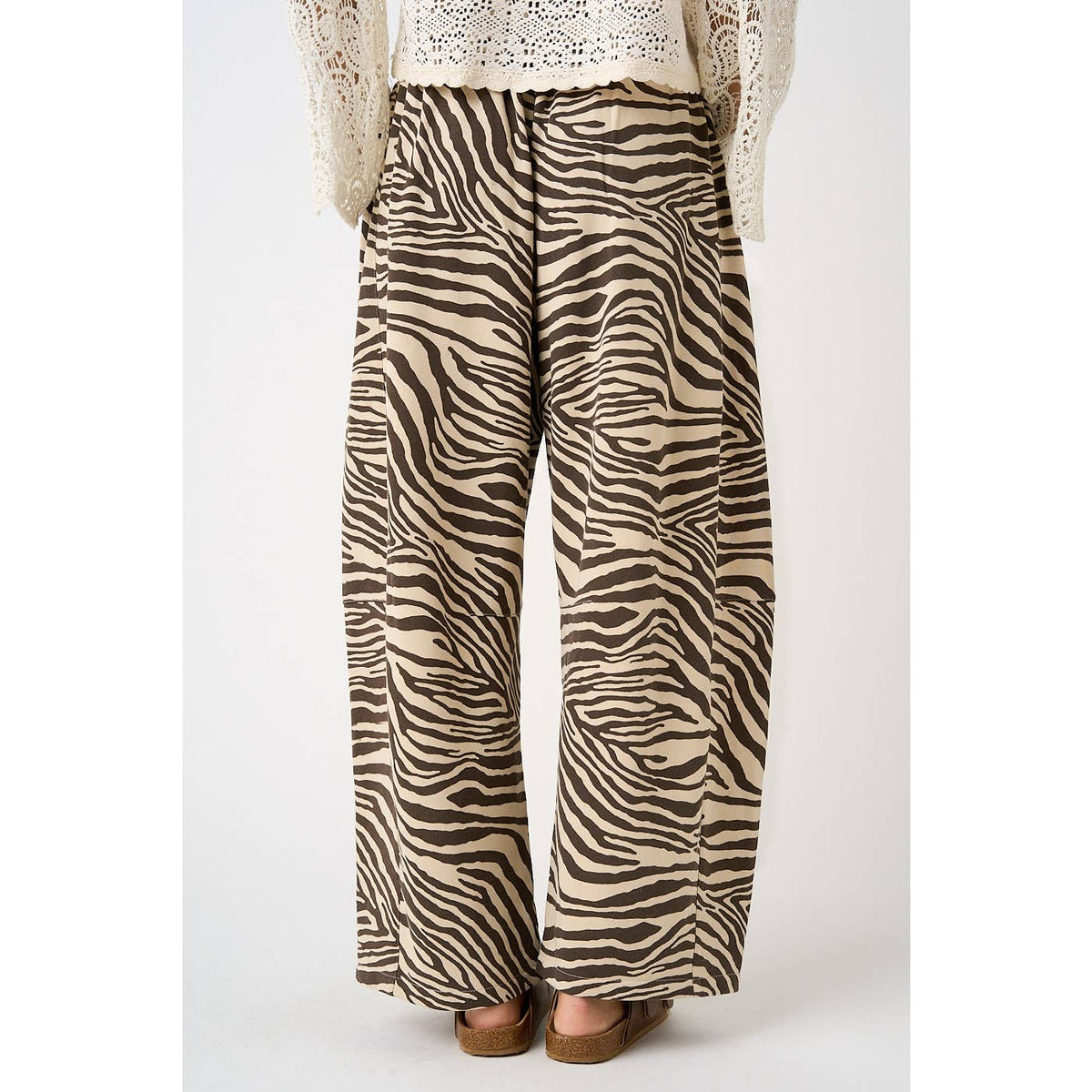 ZEBRA PRINT PULL-ON BARREL LEG PANTS