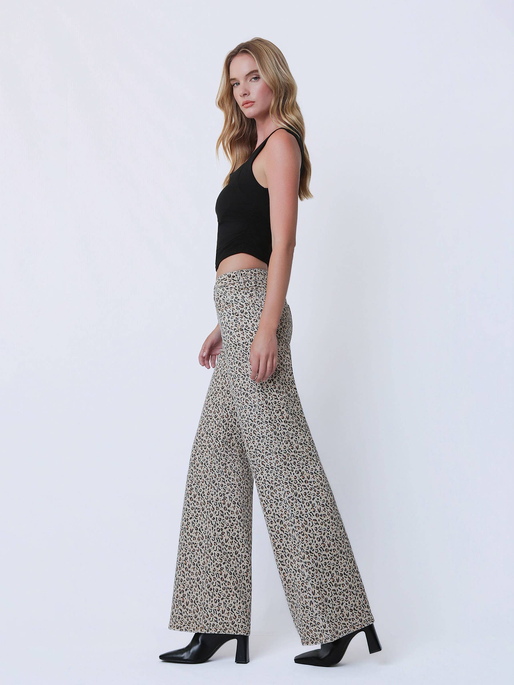 MID RISE FULL LENGTH LEOPARD PRINT WIDE LEG JEANS