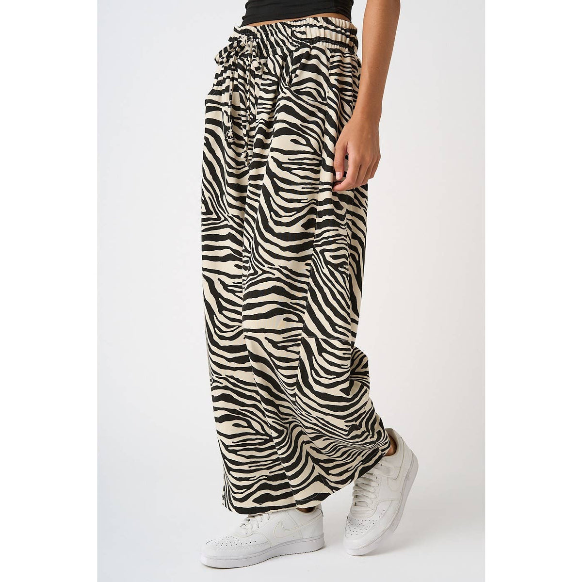 ZEBRA PRINT PULL-ON BARREL LEG PANTS