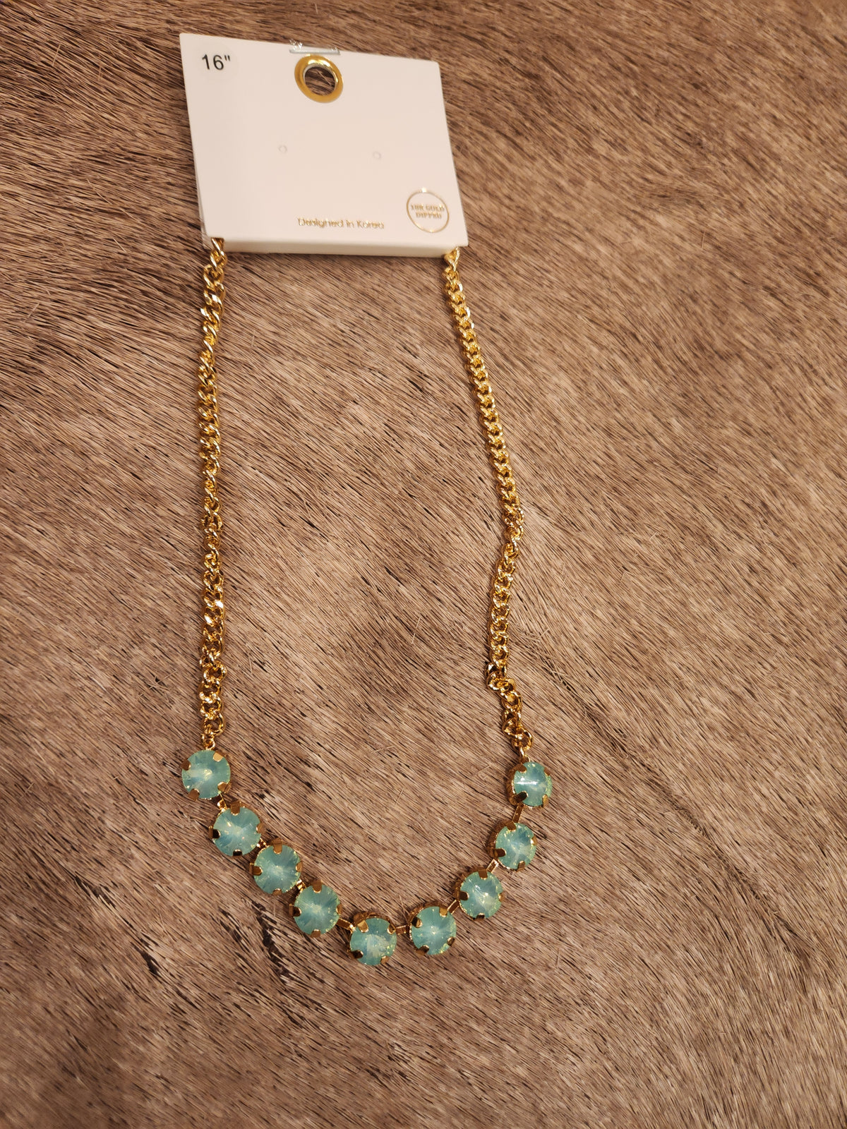 AQUA CRYSTAL NECKLACE