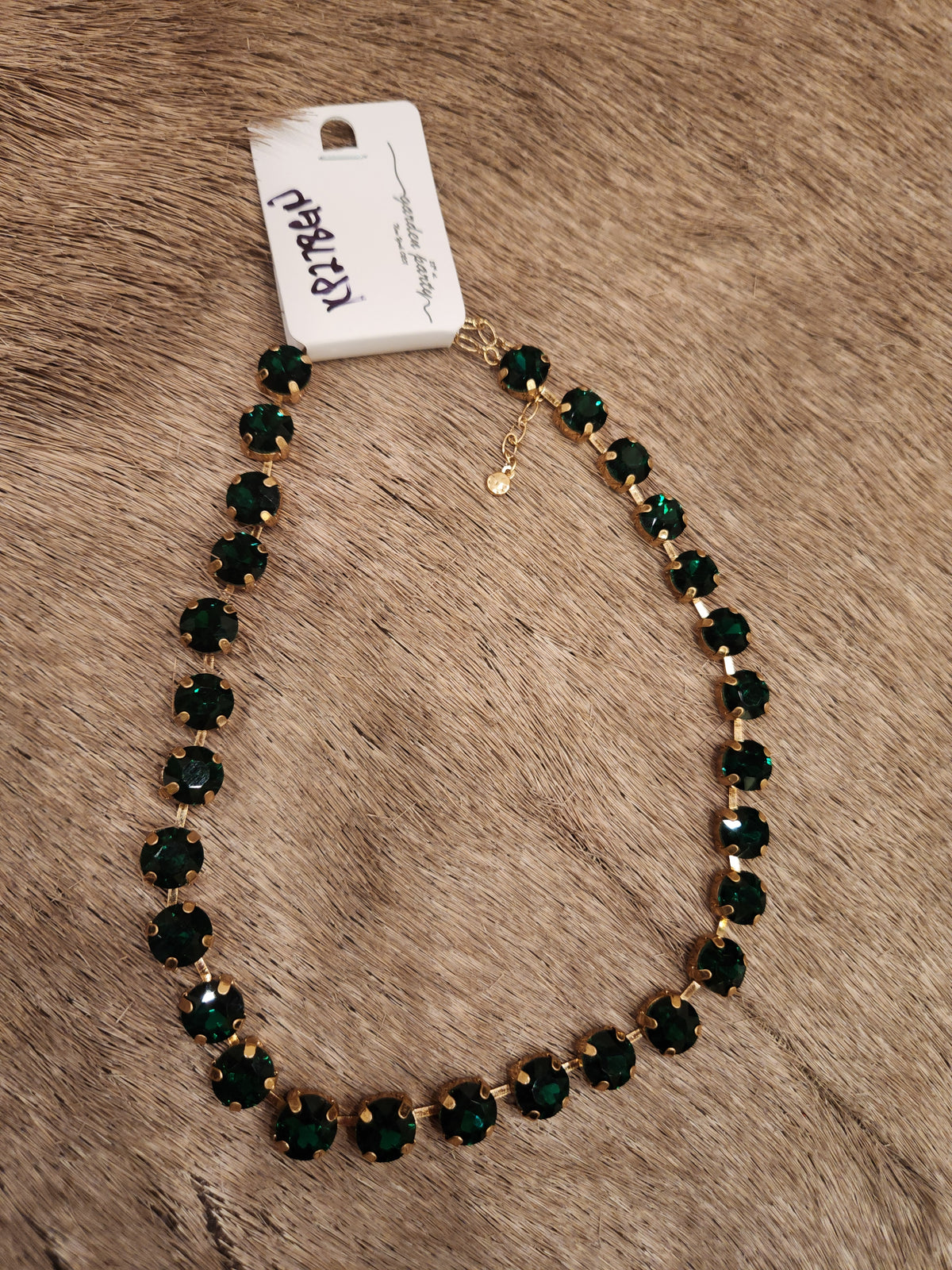 GREEN CRYSTAL NECKLACE