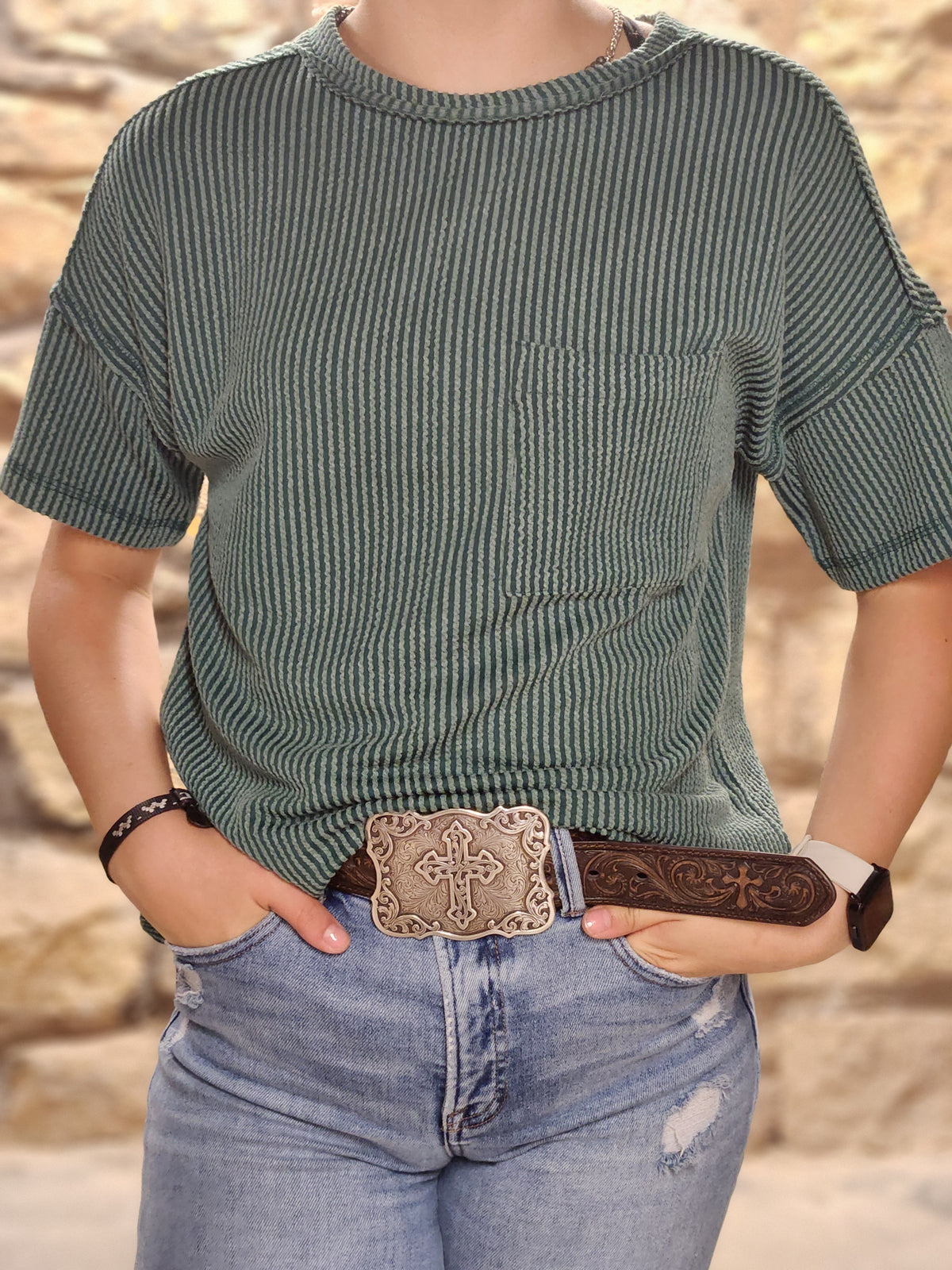RAISED RIBBED POCKET TEE