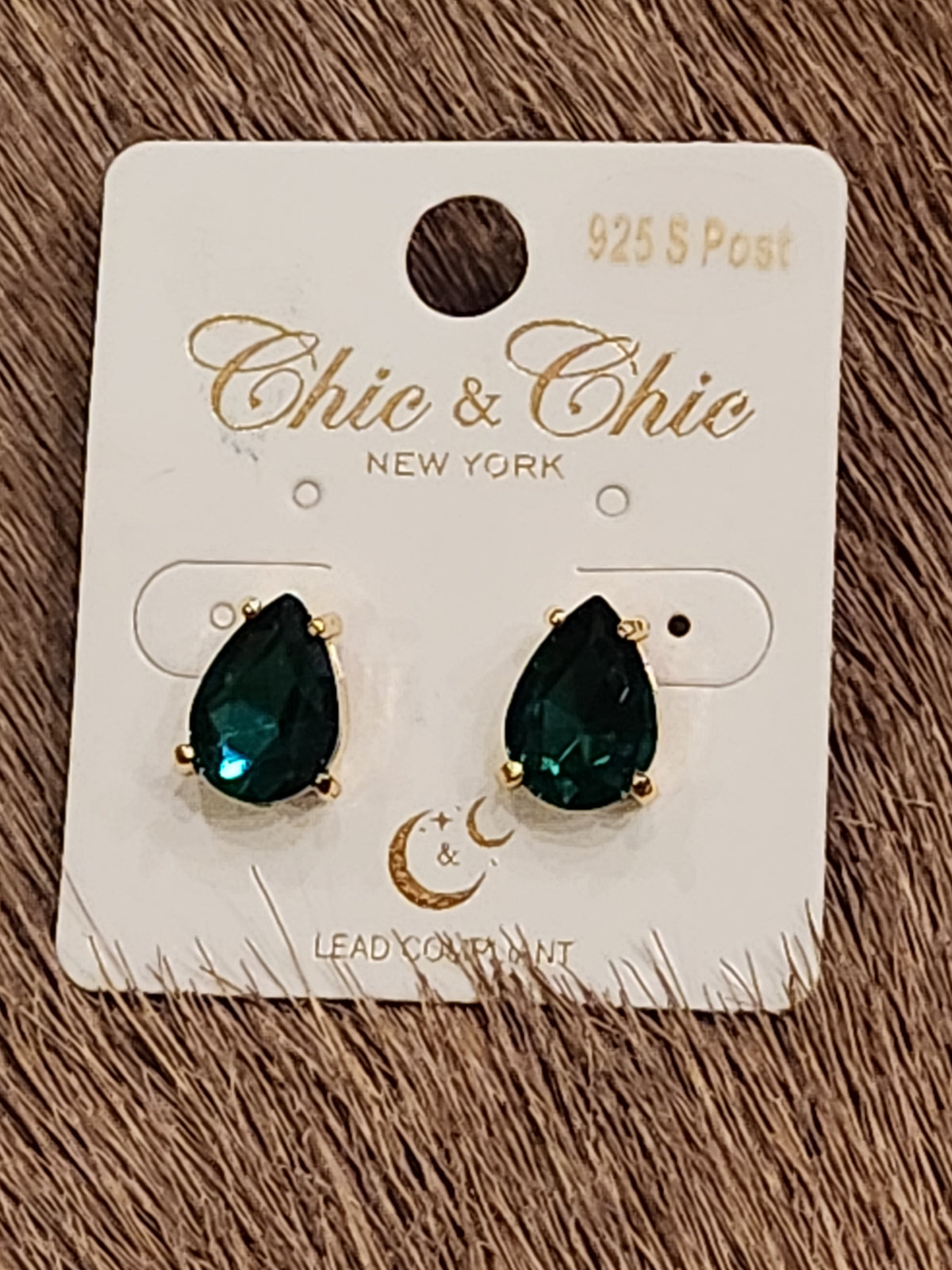 TEAR DROP STUD EARRINGS