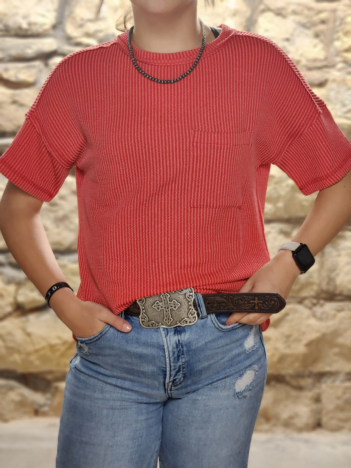 RAISED RIBBED POCKET TEE